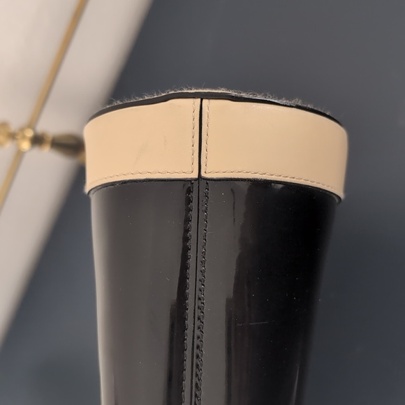 *Flash Sale!* Salvatore Ferragamo Made in Italy Black and Cream Handbag - Picture 11 of 17